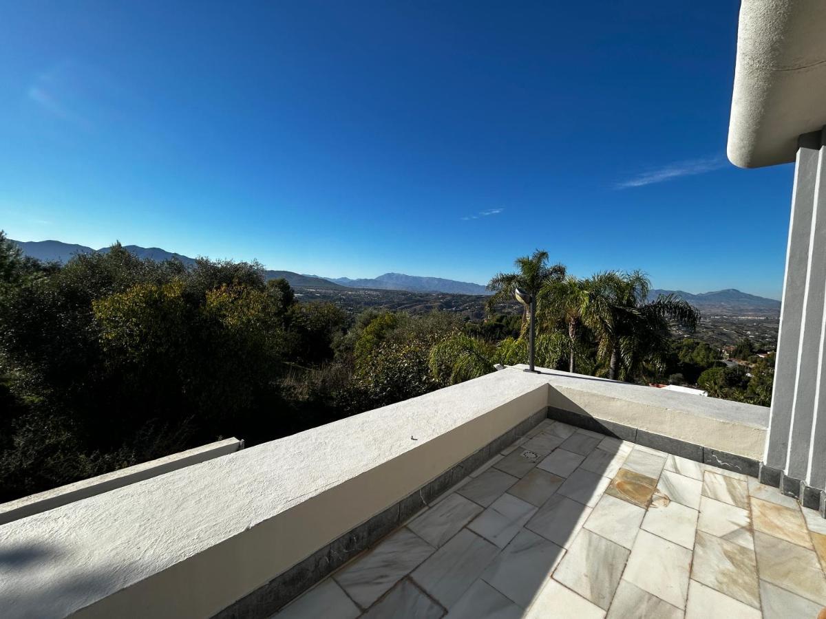 Villa La Paz En Alhaurin El Grande, Malaga Экстерьер фото